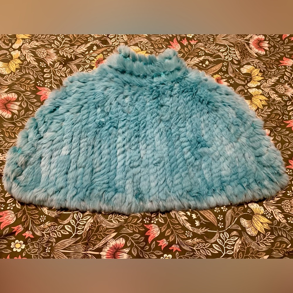 Express real rabbit fur caplet teal